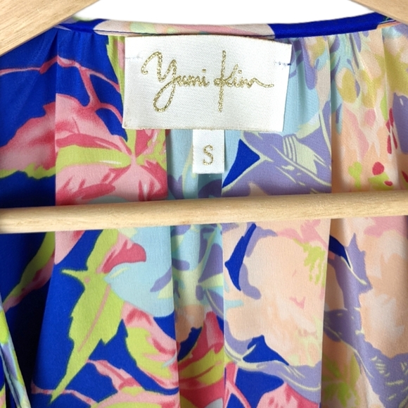 Yumi Kim Joey Blue Floral Silk Top Women's Size Small Revolve - Picture 10 of 10